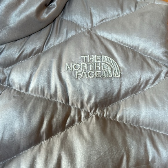 The North Face vest - Picture 2 of 6
